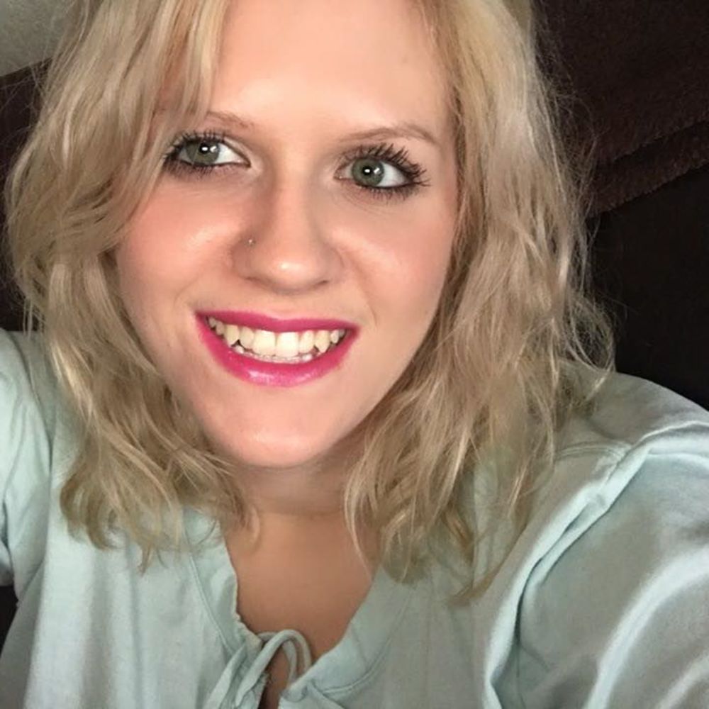 Meet your Posher, Sabrina